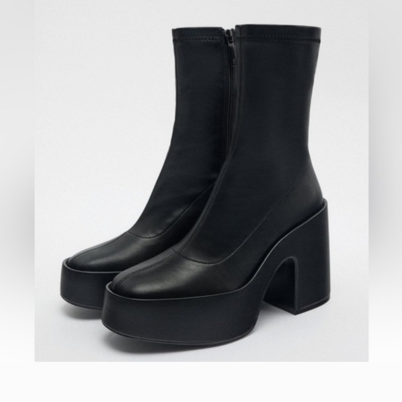 SOLD Zara - Picture 2 of 11